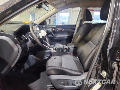 Zdjęcie 7 z 13 samochodu: 2019 NISSAN ROGUE SV VIN:KNMAT2MVXKP538597 - miniatura
