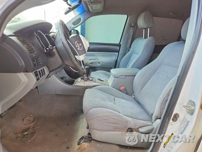 Zdjęcie 13 z 24 samochodu: 2006 TOYOTA TACOMA V6 VIN:5TELU42N36Z255607 - miniatura