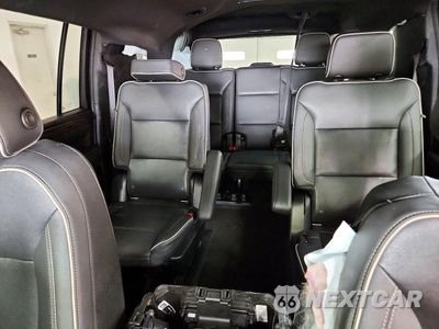 Zdjęcie 10 z 13 samochodu: 2022 CHEVROLET SUBURBAN K1500 PREMIER VIN:1GNSKFKD6NR102824 - miniatura