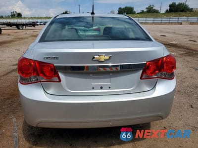 Zdjęcie 6 z 12 samochodu: 2011 CHEVROLET CRUZE LS VIN:1G1PC5SH1B7156217 - miniatura