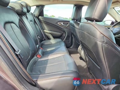 Zdjęcie 10 z 12 samochodu: 2015 CHRYSLER 200 C VIN:1C3CCCCG9FN689728 - miniatura