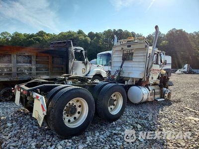 Trzecie zdjęcie samochodu z tyłu: 2018 MACK CHU613 SEMI TRUCK VIN:1M1AN07Y5JM027917 - miniatura