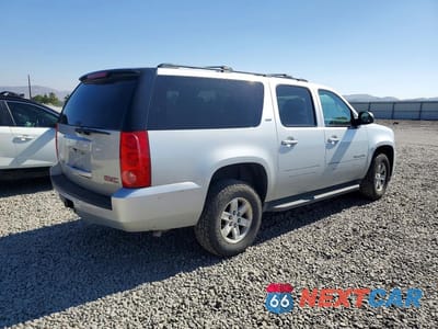Trzecie zdjęcie samochodu z tyłu: 2013 GMC YUKON XL K1500 SLT VIN:1GKS2KE7XDR305385 - miniatura