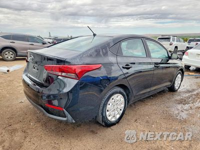 Trzecie zdjęcie samochodu z tyłu: 2018 HYUNDAI ACCENT SE VIN:3KPC24A39JE014950 - miniatura