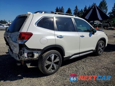 Trzecie zdjęcie samochodu z tyłu: 2019 SUBARU FORESTER TOURING VIN:JF2SKAWC3KH569960 - miniatura