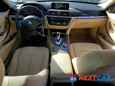 Zdjęcie 8 z 12 samochodu: 2015 BMW 320 I VIN:WBA3B1C50FP831838 - miniatura