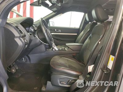 Zdjęcie 7 z 13 samochodu: 2018 FORD EXPLORER XLT VIN:1FM5K8D8XJGC86362 - miniatura