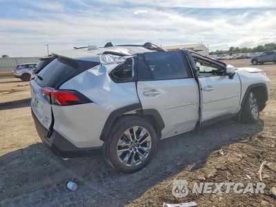 Trzecie zdjęcie samochodu z tyłu: 2024 TOYOTA RAV4 XLE PREMIUM VIN:2T3A1RFV9RW434838 - miniatura