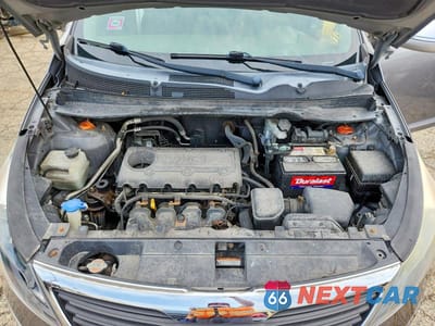 Zdjęcie 12 z 13 samochodu: 2011 KIA SPORTAGE LX VIN:KNDPB3A2XB7054619 - miniatura