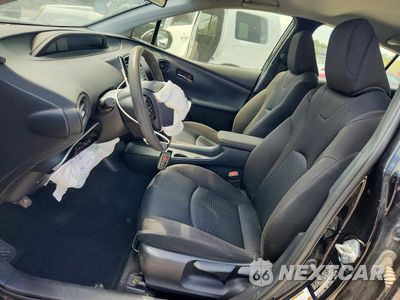 Zdjęcie 7 z 12 samochodu: 2020 TOYOTA PRIUS LE AWD-E VIN:JTDL9RFU6L3016806 - miniatura