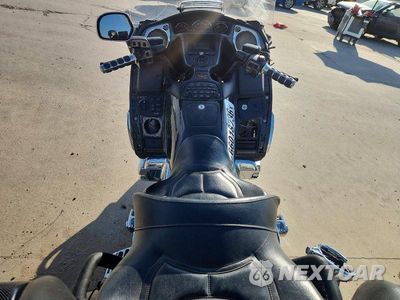 Zdjęcie 6 z 9 samochodu: 2007 HONDA GL1800 VIN:1HFSC47F47A603996 - miniatura