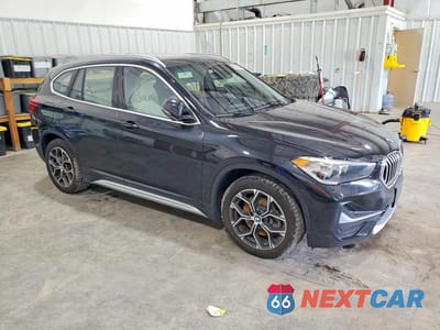 Czwarte zdjęcie samochodu z boku: 2021 BMW X1 XDRIVE28I VIN:WBXJG9C0XM5S23755 - miniatura