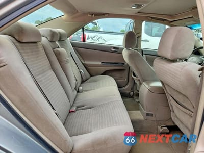 Zdjęcie 10 z 12 samochodu: 2005 TOYOTA CAMRY LE VIN:4T1BE32K65U525845 - miniatura