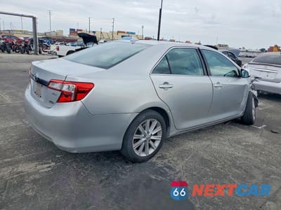 Trzecie zdjęcie samochodu z tyłu: 2012 TOYOTA CAMRY HYBRID XLE VIN:4T1BD1FK3CU051223 - miniatura