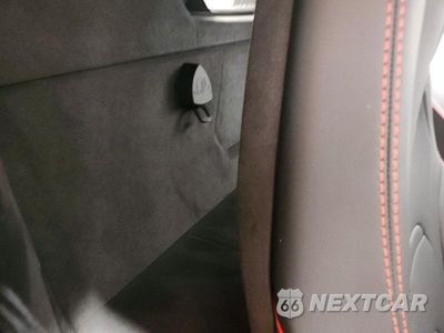 Zdjęcie 10 z 13 samochodu: 2026 LAMBORGHINI TEMERARIO VIN:ZHWUC1ZC8TLA01213 - miniatura