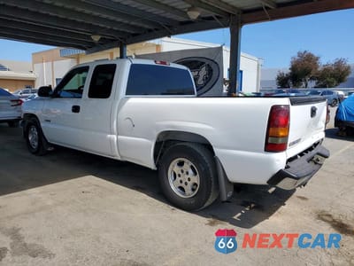 Drugie zdjęcie samochodu z przodu: 2001 CHEVROLET SILVERADO C1500 VIN:2GCEC19T911116562 - miniatura