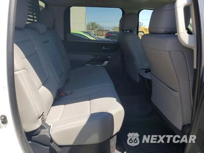 Zdjęcie 10 z 12 samochodu: 2023 TOYOTA TUNDRA CREWMAX LIMITED VIN:5TFJA5DB9PX121315 - miniatura