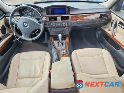 Zdjęcie 8 z 12 samochodu: 2011 BMW 328 XI SULEV VIN:WBAPK5G5XBNN26145 - miniatura