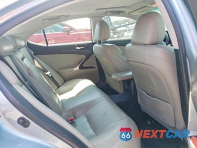 Zdjęcie 10 z 12 samochodu: 2006 LEXUS IS 250 VIN:JTHCK262X62000529 - miniatura