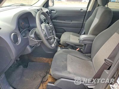 Zdjęcie 7 z 13 samochodu: 2016 JEEP PATRIOT SPORT VIN:1C4NJPBA2GD553107 - miniatura
