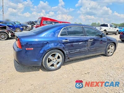 Trzecie zdjęcie samochodu z tyłu: 2012 CHEVROLET MALIBU 1LT VIN:1G1ZC5E08CF247944 - miniatura