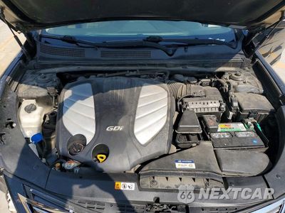 Zdjęcie 11 z 12 samochodu: 2015 HYUNDAI AZERA BASE VIN:KMHFG4JG4FA482821 - miniatura