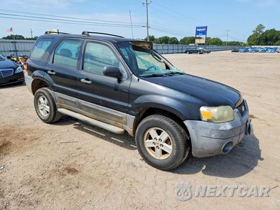 Czwarte zdjęcie samochodu z boku: 2006 FORD ESCAPE XLS VIN:1FMYU02Z26KD02899 - miniatura