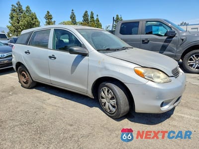 Czwarte zdjęcie samochodu z boku: 2006 TOYOTA MATRIX BASE VIN:2T1KR32E76C589815 - miniatura