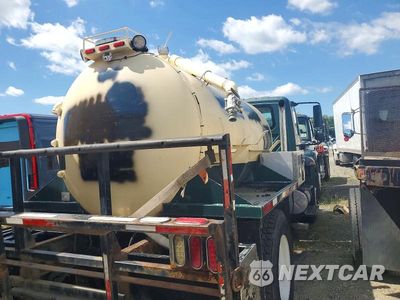 Zdjęcie 12 z 12 samochodu: 2005 INTERNATIONAL 4300 TANK TRUCK VIN:1HTMMAAL25H121953 - miniatura