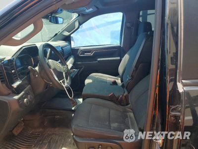 Zdjęcie 7 z 12 samochodu: 2025 CHEVY SILVERADO K3500 VIN:1GB4KTEY6SF173229 - miniatura