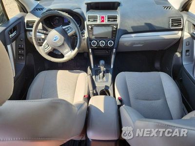 Zdjęcie 8 z 12 samochodu: 2016 SUBARU FORESTER 2.5I TOURING VIN:JF2SJAVC4GH431551 - miniatura