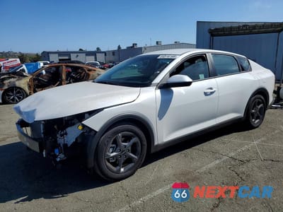 2026 KIA K4 LXS 3KPFT4DE0TE279220 - główne zdjęcie licytacji z USA - miniatura