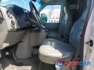 Zdjęcie 7 z 12 samochodu: 2012 FORD ECONOLINE E250 VAN VIN:1FTNS2EL9CDA13809 - miniatura