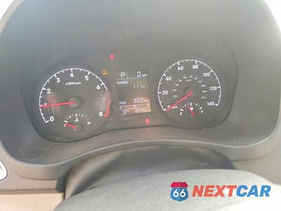 Zdjęcie 9 z 12 samochodu: 2018 HYUNDAI ACCENT SEL VIN:3KPC24A31JE011489 - miniatura