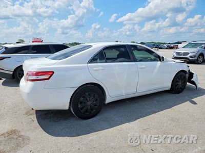 Trzecie zdjęcie samochodu z tyłu: 2010 TOYOTA CAMRY LE VIN:4T1BF3EK7AU578654 - miniatura