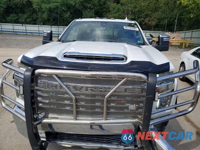 Zdjęcie 11 z 13 samochodu: 2023 CHEVROLET SILVERADO K3500 LTZ VIN:2GC4YUEYXP1715284 - miniatura