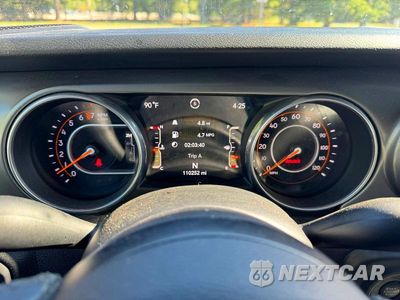 Zdjęcie 8 z 11 samochodu: 2018 JEEP WRANGLER UNLIMITED SPORT VIN:1C4HJXDG4JW171848 - miniatura
