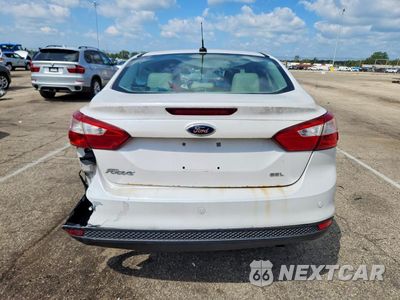 Zdjęcie 6 z 12 samochodu: 2012 FORD FOCUS SEL VIN:1FAHP3H24CL346793 - miniatura