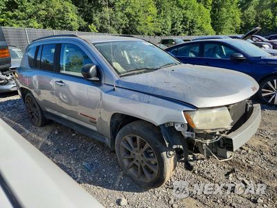 Czwarte zdjęcie samochodu z boku: 2016 JEEP COMPASS SPORT VIN:1C4NJCBB6GD703396 - miniatura