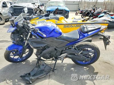 Trzecie zdjęcie samochodu z tyłu: 2015 YAMAHA YZFR3 VIN:MH3RH06Y7FK006292 - miniatura