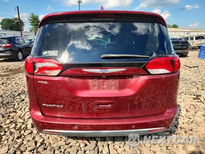 Zdjęcie 6 z 12 samochodu: 2018 CHRYSLER PACIFICA TOURING L VIN:2C4RC1BG4JR294816 - miniatura