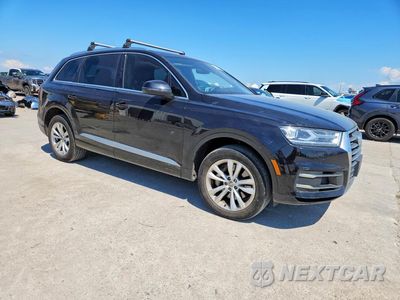 Czwarte zdjęcie samochodu z boku: 2017 AUDI Q7 PREMIUM VIN:WA1AAAF75HD034557 - miniatura