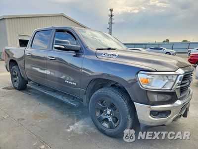 Czwarte zdjęcie samochodu z boku: 2020 RAM 1500 BIG HORN/LONE STAR VIN:1C6RREFTXLN152572 - miniatura