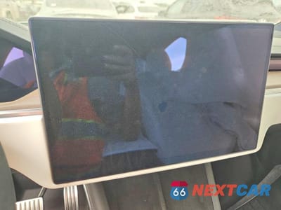 Zdjęcie 9 z 12 samochodu: 2023 TESLA MODEL X VIN:7SAXCBE55PF376178 - miniatura