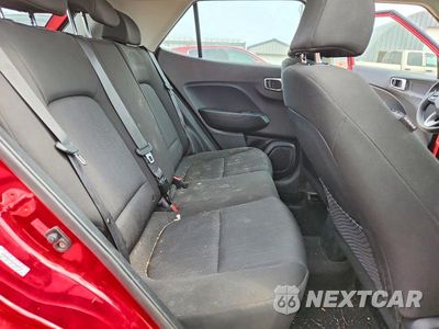 Zdjęcie 10 z 13 samochodu: 2021 HYUNDAI VENUE SE VIN:KMHRB8A36MU080973 - miniatura