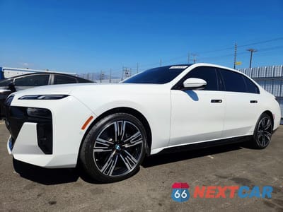 2023 BMW 740 I WBA23EH03PCL71161 - główne zdjęcie licytacji z USA - miniatura