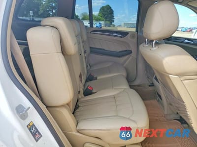 Zdjęcie 11 z 13 samochodu: 2015 MERCEDES-BENZ GL 350 BLUETEC VIN:4JGDF2EE9FA521054 - miniatura