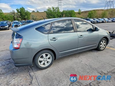 Trzecie zdjęcie samochodu z tyłu: 2005 TOYOTA PRIUS BASE VIN:JTDKB20U153036383 - miniatura
