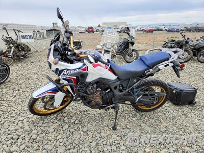 Trzecie zdjęcie samochodu z tyłu: 2017 HONDA CRF1000 VIN:JH2SD04G7HK000296 - miniatura