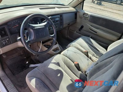 Zdjęcie 8 z 13 samochodu: 2002 DODGE DAKOTA SPORT VIN:1B7GL32XX2S708622 - miniatura